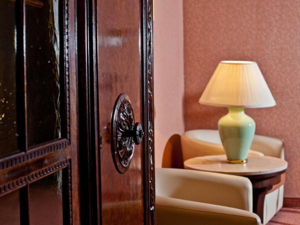 Grand Premium Booking Hotel : photo 6 de la chambre appartement deluxe