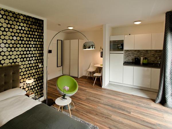 Eco Smart Apartments Nürnberg Süd : photo 1 de la chambre studio supérieur avec balcon ou terrasse