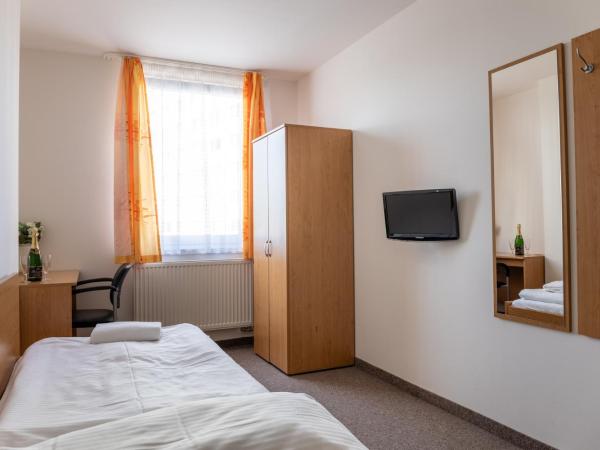 Hotel Kanarek : photo 1 de la chambre chambre simple