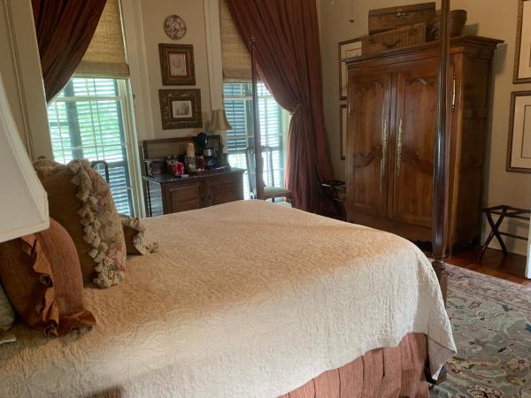 Terrell House Bed and Breakfast : photo 1 de la chambre suite deluxe avec lit king-size