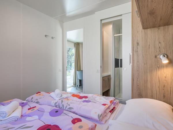 Mobile Homes Camping Santa Marina, Lanterna : photo 5 de la chambre mobile home familial 3 chambres prestige