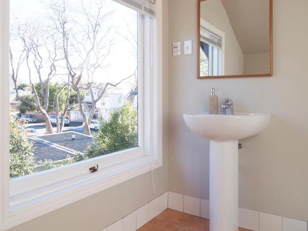 Orari Boutique Hotel : photo 3 de la chambre superior twin room with king and single bed 5