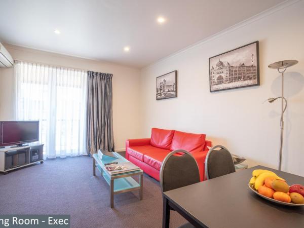 Clocktower Apartment Hotel : photo 7 de la chambre executive two-bedroom apartment - one king bed and one queen bed