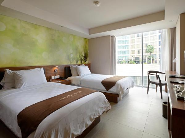 Midtown Hotel Surabaya : photo 1 de la chambre chambre lits jumeaux supérieure