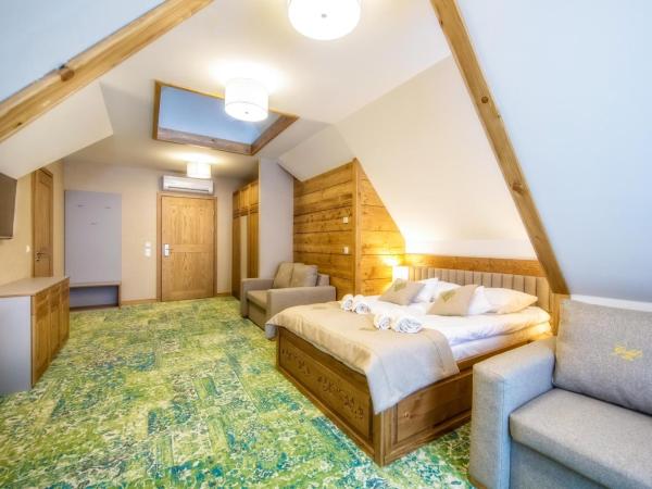 Gold Hotel : photo 4 de la chambre chambre familiale premium