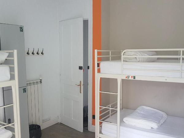 Hostel Royalty ALBERGUE : photo 5 de la chambre lit simple en dortoir