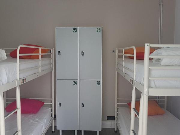 Hostel Royalty ALBERGUE : photo 4 de la chambre lit simple en dortoir