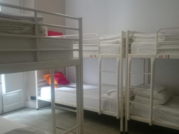 Hostel Royalty ALBERGUE : photo 3 de la chambre lit simple en dortoir