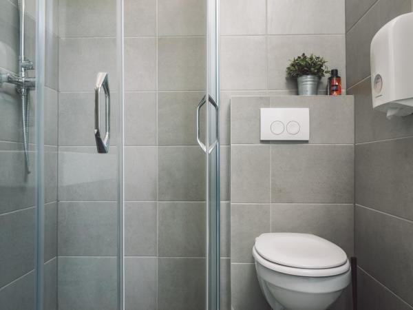 Stay Swanky Hostel : photo 3 de la chambre dortoir mixte de 4 lits