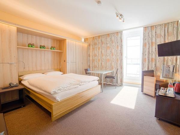 City Hotel Hannover : photo 4 de la chambre chambre double supérieure