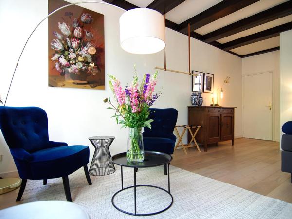 1637: Historic Canal View Suites : photo 6 de la chambre suite deluxe avec lit king-size