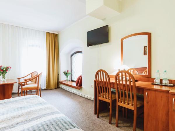 Hotel Gromada Toruń : photo 4 de la chambre chambre double