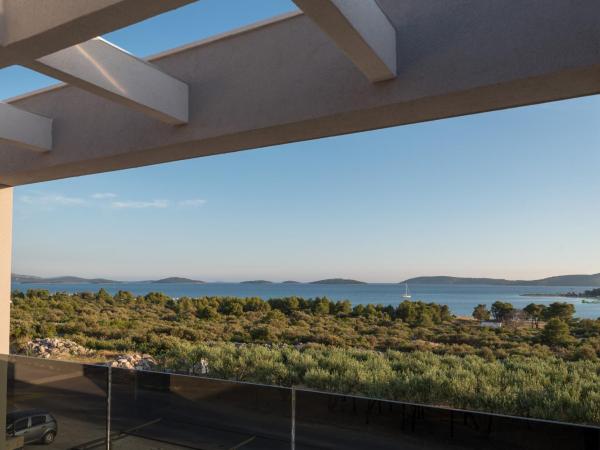 Villa Croatica II : photo 3 de la chambre suite deluxe - vue sur mer