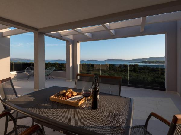 Villa Croatica II : photo 8 de la chambre suite deluxe - vue sur mer