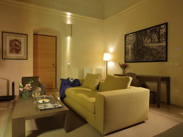 La Fiermontina Luxury Home Hotel : photo 3 de la chambre suite 1 chambre