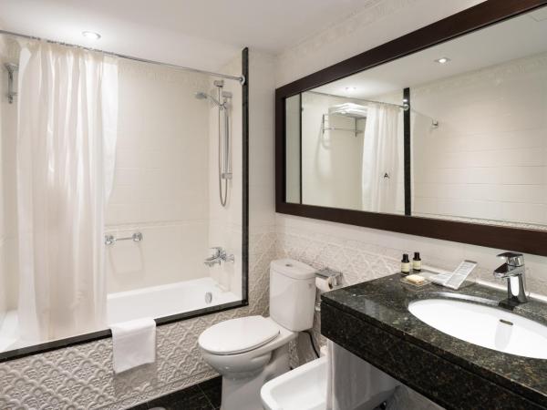 Catalonia Roma : photo 4 de la chambre chambre triple