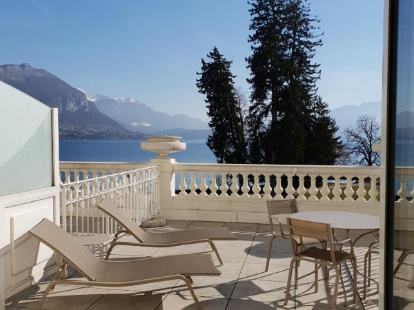 Impérial Palace : photo 4 de la chambre chambre lac deluxe avec terrasse - accès au spa inclus - réservation nécessaire