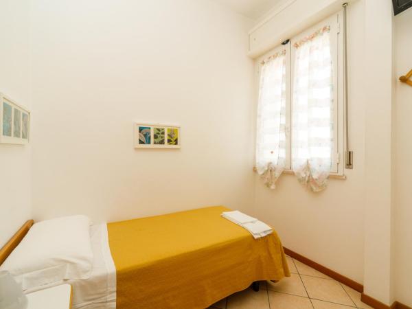 Albergo Roma Spiaggia : photo 3 de la chambre chambre simple