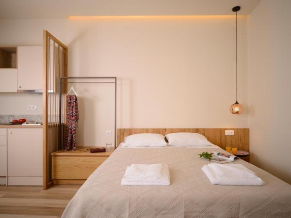 Veranda Rossa Suites : photo 1 de la chambre appartement avec balcon