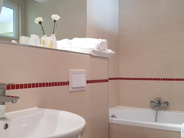 Hotel-Villa Lalee : photo 10 de la chambre suite familiale