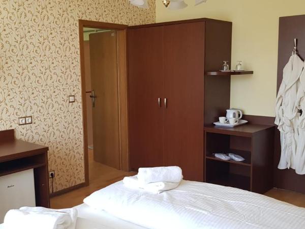 Hotel-Villa Lalee : photo 6 de la chambre suite familiale