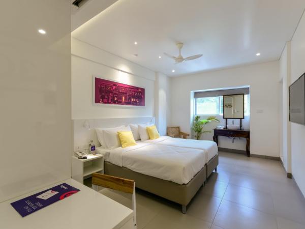 Centro : photo 4 de la chambre grande chambre lits jumeaux