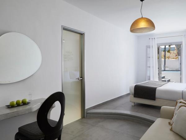 Kalisti Hotel & Suites : photo 2 de la chambre suite Élégante avec jacuzzi extérieur privé - vue sur jardin