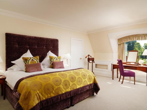 The Culloden Estate and Spa : photo 4 de la chambre suite lit king-size avec balcon