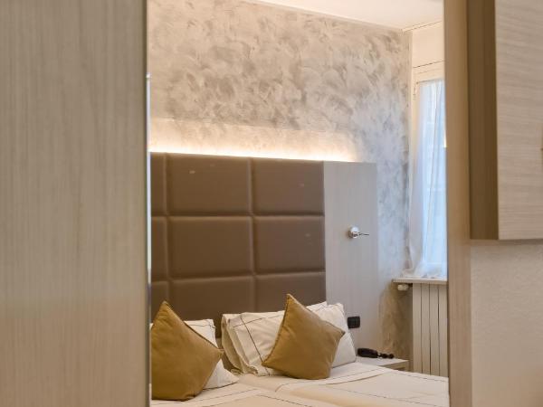 Agape Hotel AA Hotels : photo 2 de la chambre chambre double ou lits jumeaux standard