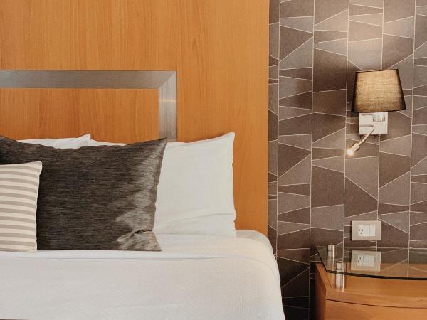 Hotel Mercury Inn : photo 5 de la chambre chambre lit king-size