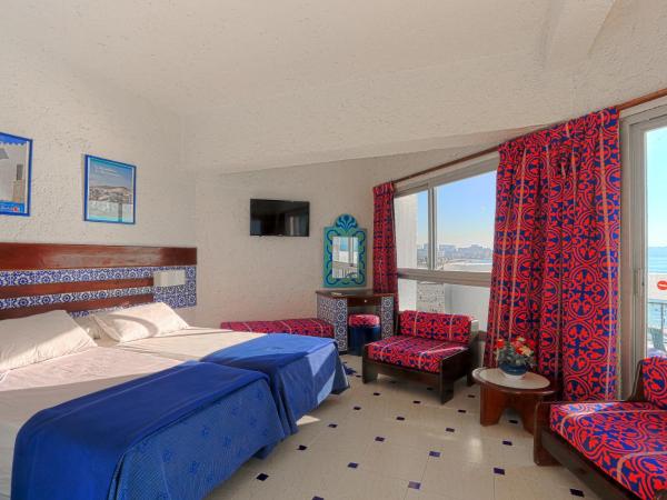 UMH Tarik Hotel : photo 2 de la chambre chambre double - vue sur mer