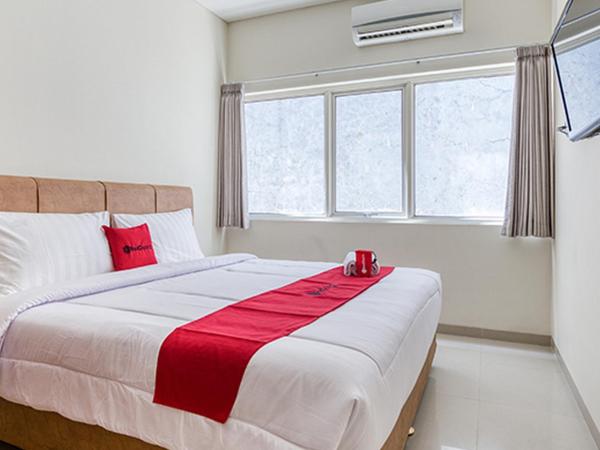 RedDoorz near Ciputra World 3 : photo 1 de la chambre chambre double