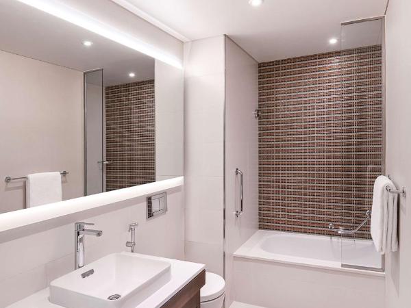 Hyatt Place Dubai Wasl District : photo 8 de la chambre chambre lit king-size avec canapé-lit