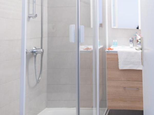 Hôtel La Côte Océane : photo 8 de la chambre chambre double supérieure