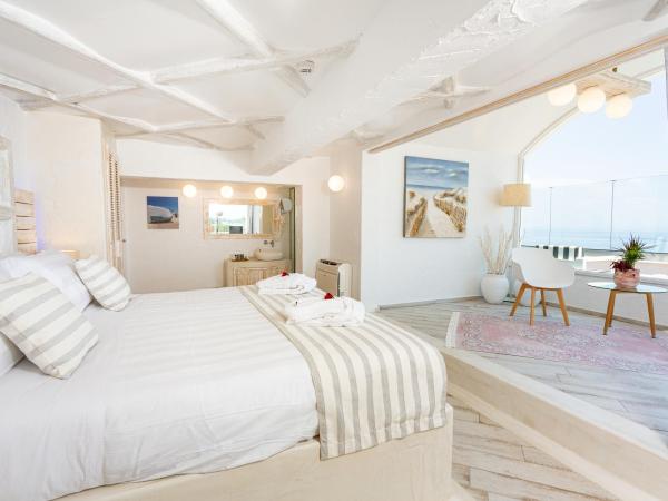 Rhodos Horizon City-Adults Only : photo 9 de la chambre suite deluxe - vue sur mer