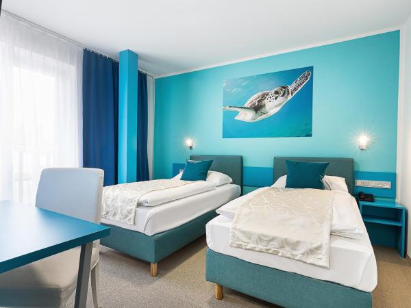 Hotel Atlantis : photo 9 de la chambre chambre double ou lits jumeaux plus