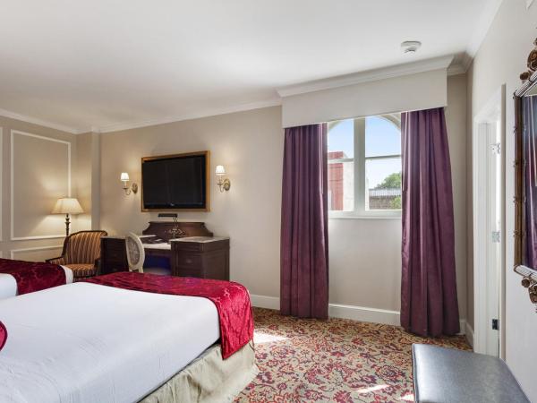 Prince Conti Hotel : photo 2 de la chambre chambre deluxe avec 2 lits doubles