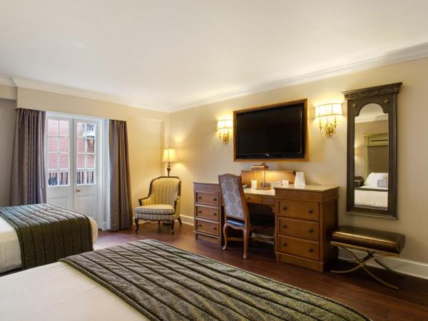 Hotel St. Marie : photo 7 de la chambre hébergements avec 2 lits queen-size et balcon - vue sur cour