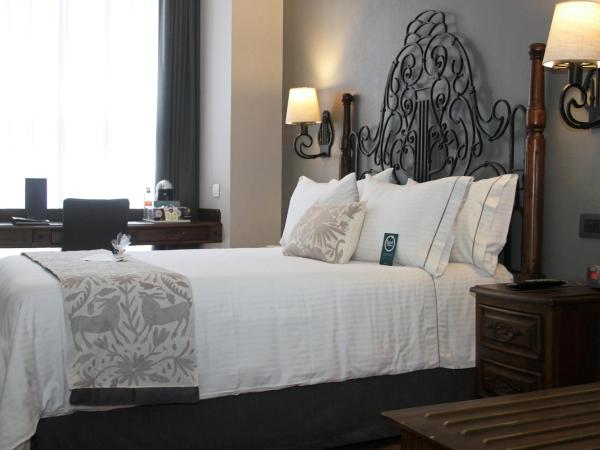 Zocalo Central & Rooftop Mexico City : photo 7 de la chambre chambre standard lit queen-size
