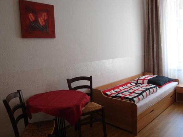 Pension Domicil : photo 7 de la chambre chambre simple