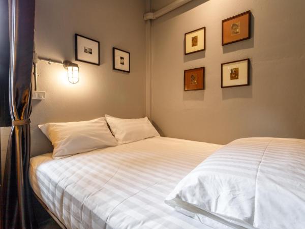 Hostel One Art and Gallery : photo 2 de la chambre lit dans dortoir mixte de 8 lits 