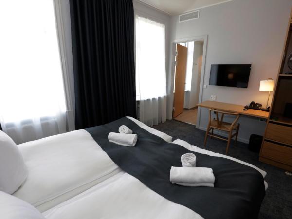 Hotel Bethel : photo 8 de la chambre chambre double ou lits jumeaux - vue sur nyhavn
