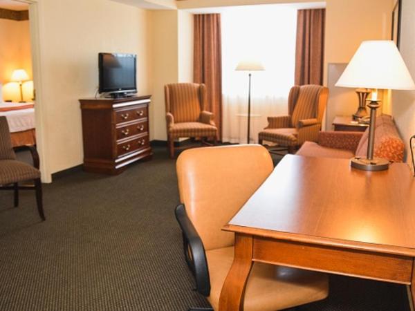 Country Inn & Suites by Radisson, London South, ON : photo 1 de la chambre suite lit king-size - séjour prolongé