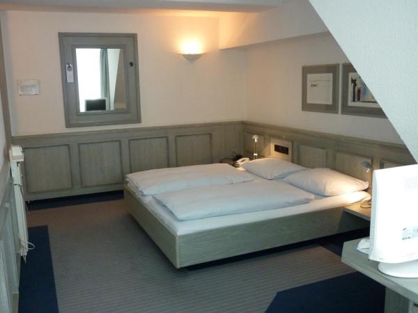 Avenue Hotel : photo 6 de la chambre chambre double