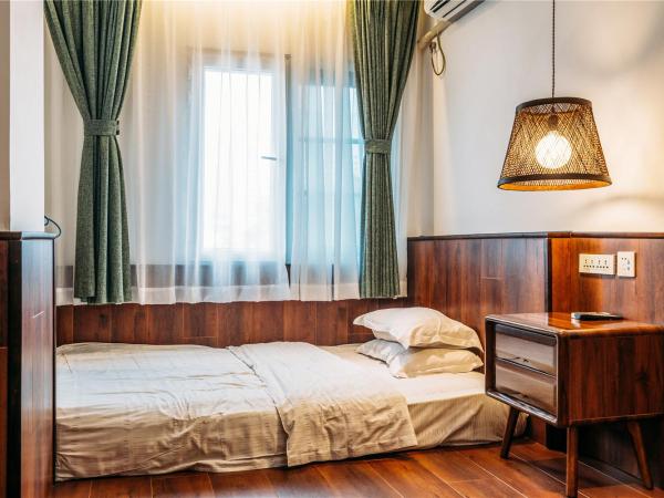 Chengdu Flipflop Hostel Poshpacker (Chunxi Road Metro Station) : photo 2 de la chambre chambre double Économique - salle de bains privative