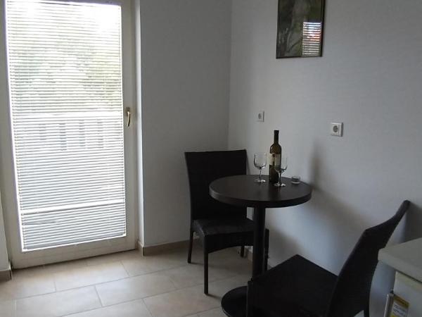 Guesthouse Villa Jurišić : photo 3 de la chambre appartement 1 chambre