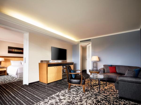 Hotel New Otani Osaka : photo 3 de la chambre suite junior de luxe non-fumeurs - vue sur château