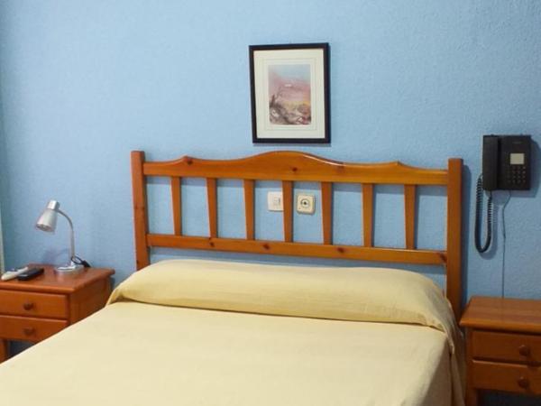 Hostal Río Paraná : photo 8 de la chambre chambre double ou lits jumeaux