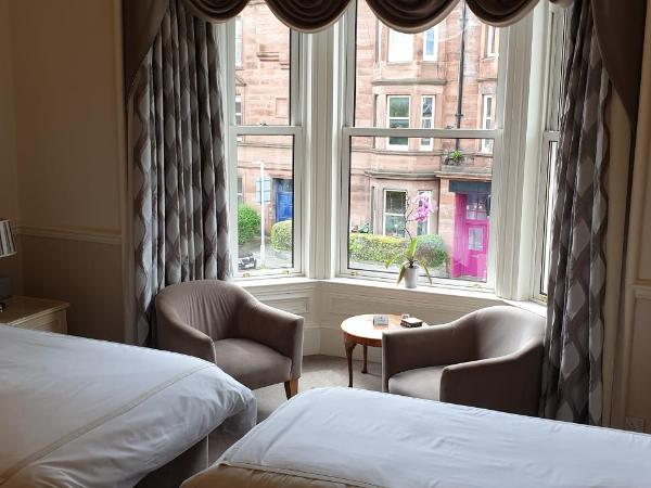 Highfield Guest House : photo 4 de la chambre chambre familiale