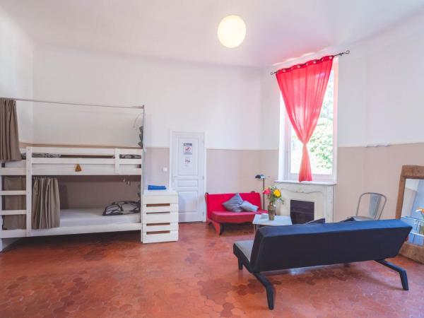 La Maïoun Guesthouse : photo 10 de la chambre lit dans dortoir mixte de 8 lits 